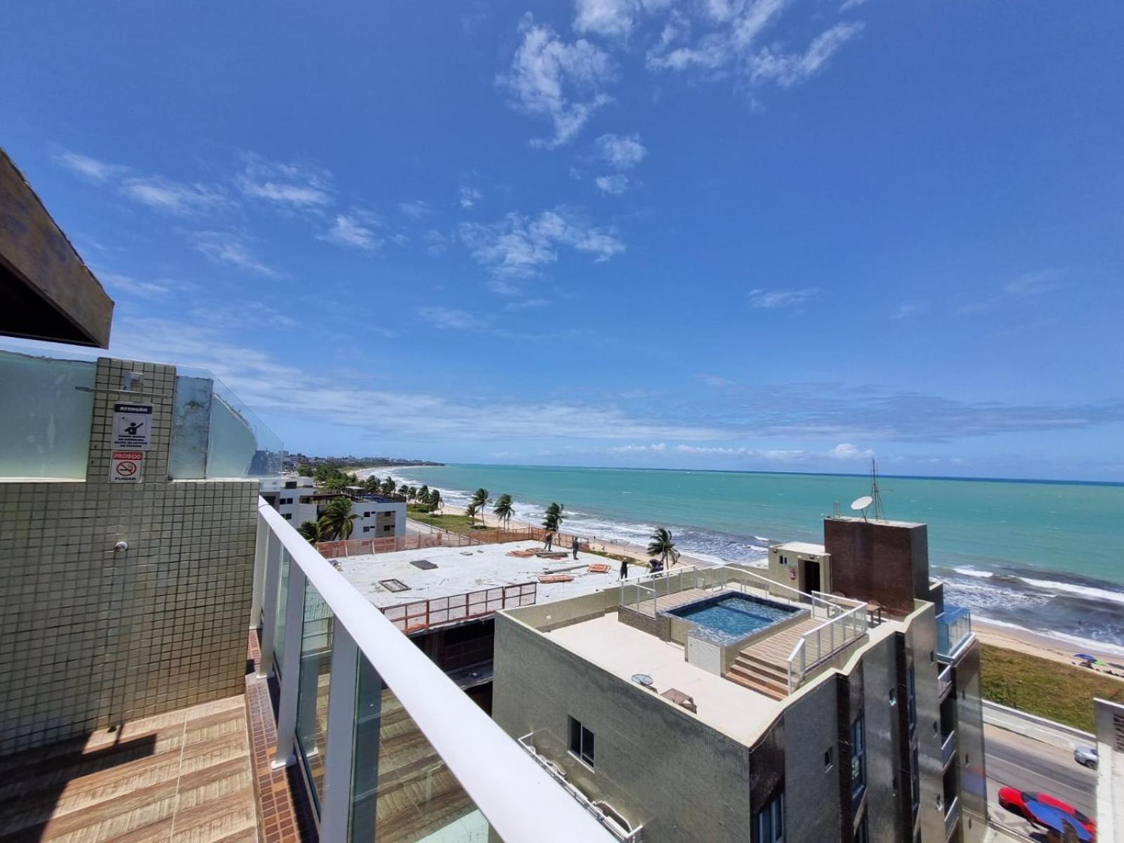 Confortavel Flat Com Piscina De Borda Infinita Na Cobertura Cabedelo Eksteriør billede